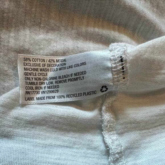 Knox Rose White Tee with Blue and Red Embroidery - Picture 4 of 6